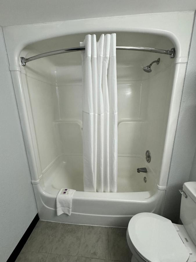 Studio 6 Suites East Syracuse Airport Экстерьер фото
